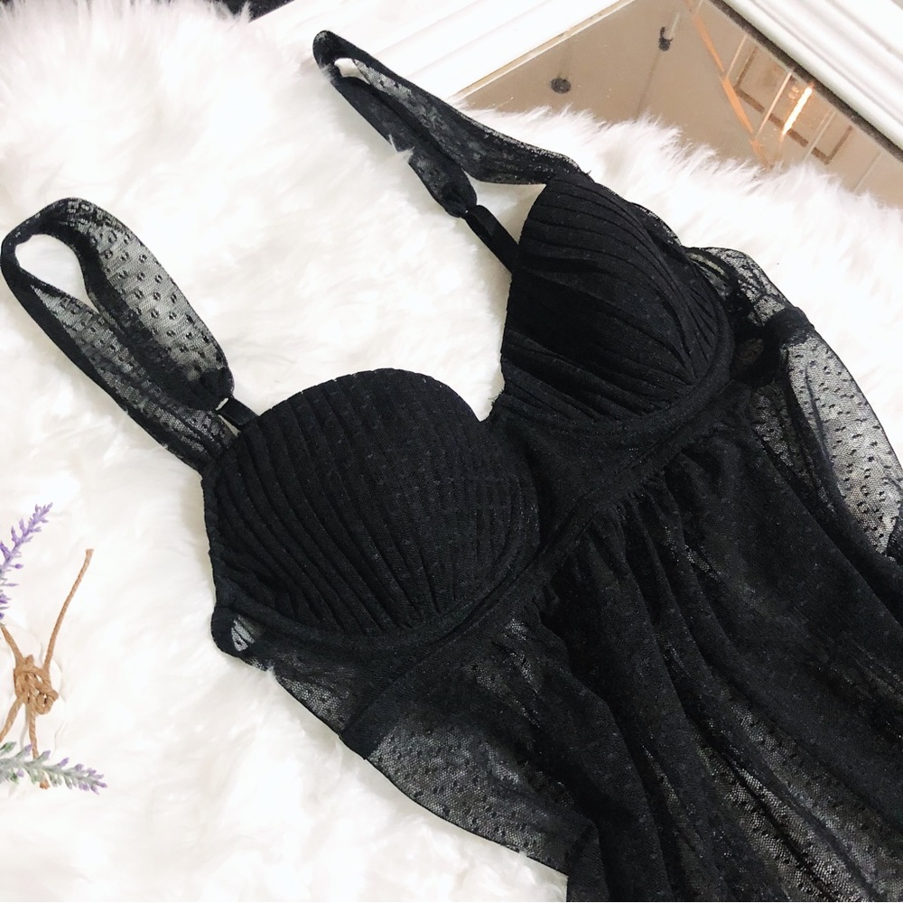 SOLD❤️ 
Gilligan & O’Malley Black Underwire Mesh Mini Slip Dress - Picture 2 of 6